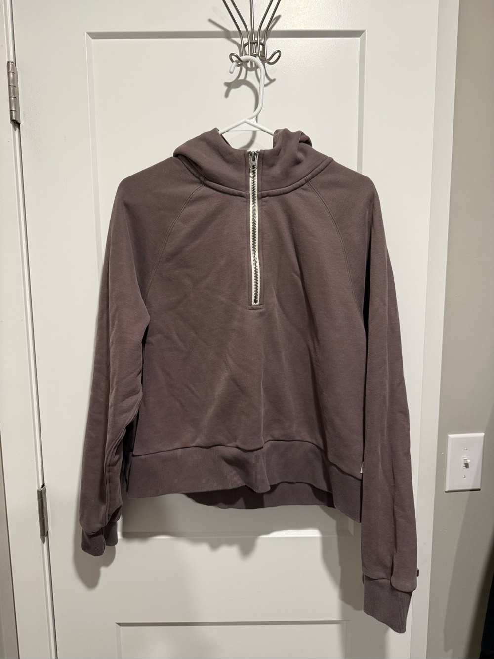 Vuori Hooded Quarter-Zip Pullover in Taupe